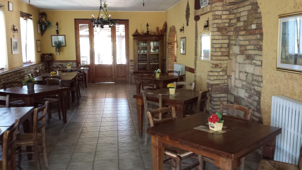 ピネート Agriturismo Col Morino Bed & Breakfast エクステリア 写真